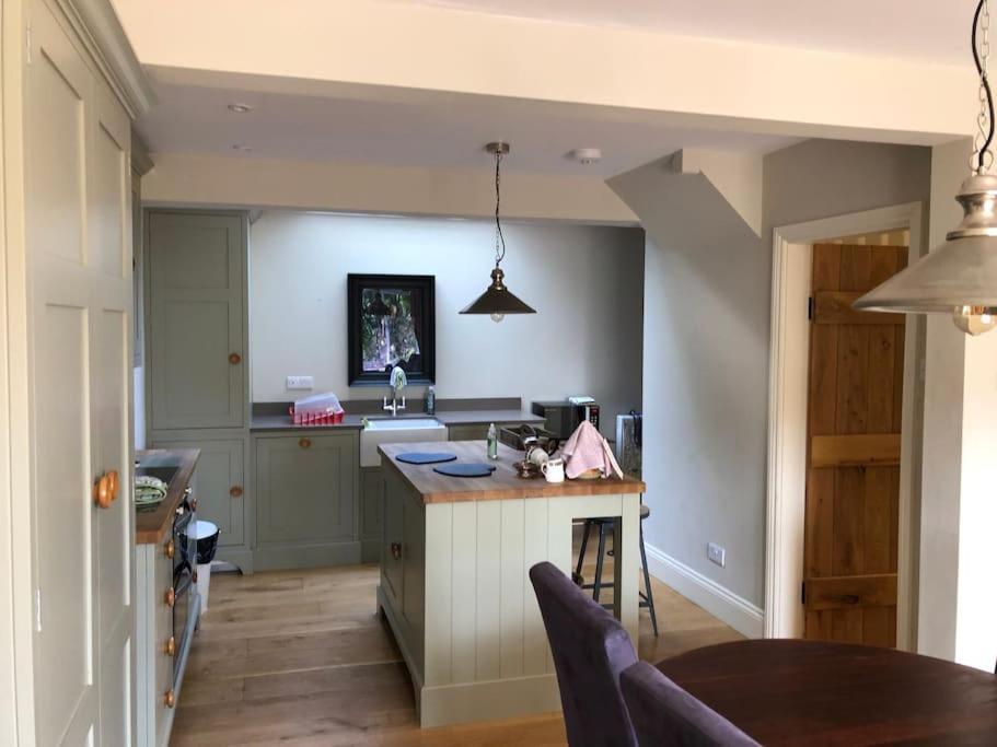 St Anthony'S, Bright Perkily Decorated 3 Bedroom House Ampleforth المظهر الخارجي الصورة